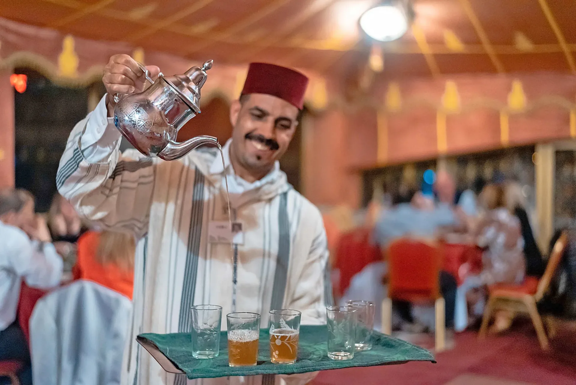Dîner-spectacle Chez Ali, soirée marocaine traditionnelle et Fantasia — Riad Arrahma, Marrakech